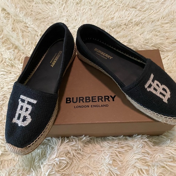 Burberry Espadrilles *like new* - Picture 3 of 5
